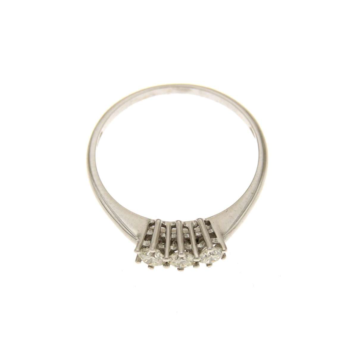 Trilogy 0 30 carati on sale